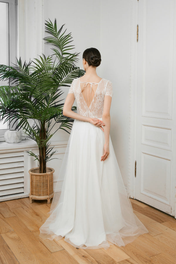 Lace wedding dress • simple wedding dress • minimalist wedding dress • beach bridal gown • tulle wedding dress • boho wedding dress